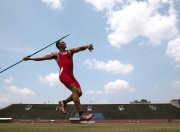 莎拉波娃重返赛场，爆冷首场状态出色，DWG观众沸腾！引发球迷热议